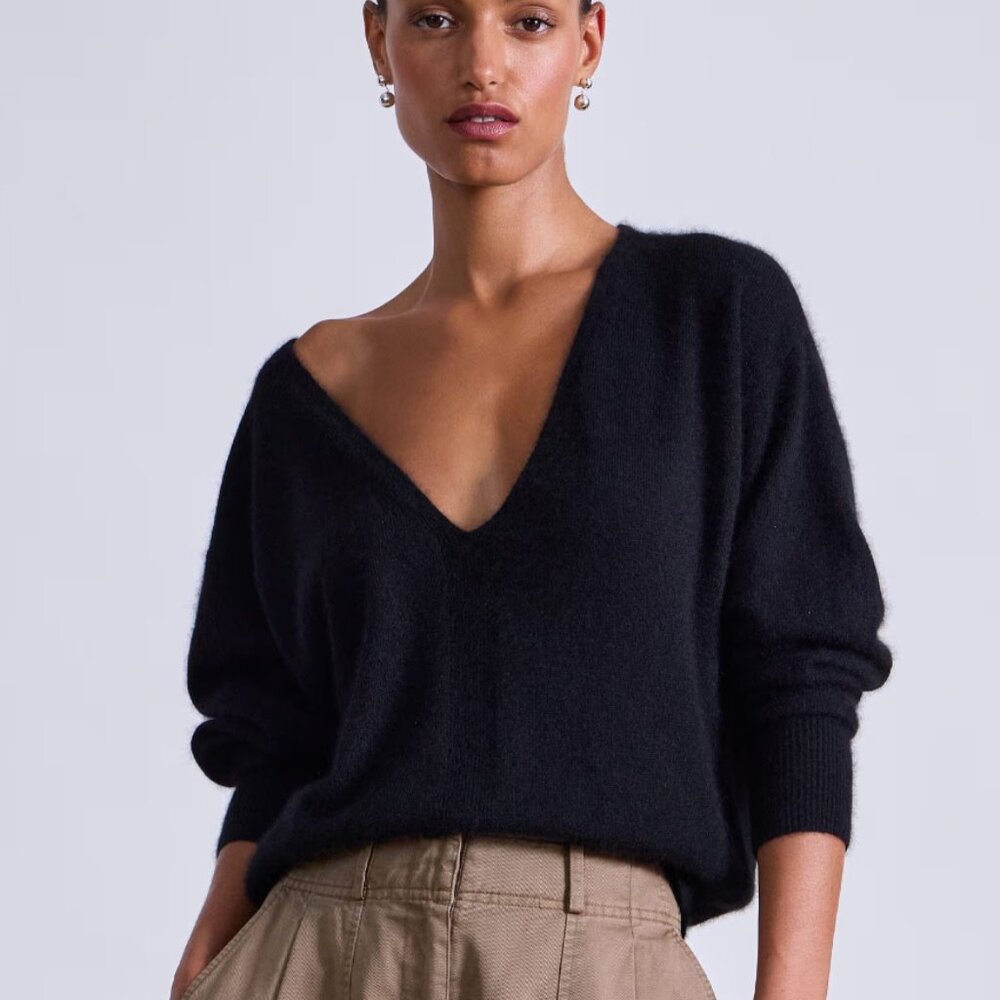 V Neck Cashmere Sweater